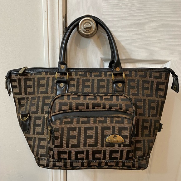 AMERICAN FLYER women’s large travel carry on bags, In excellent condition - Picture 7 of 8